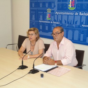 Rueda de prensa C's Ayto Badajoz 17/07/2015. Trabajadora FMD con incapacidad total.