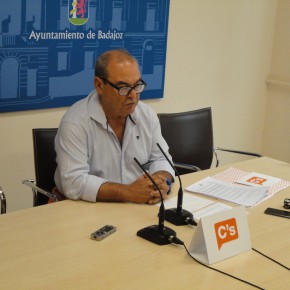 Ciudadanos (C’s) Badajoz exige el corte de la calle lateral del colegio De Gabriel en Gévora.