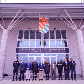 Ciudadanos (C's) Badajoz visita el cuartel general de la Unidad Militar de Emergencias