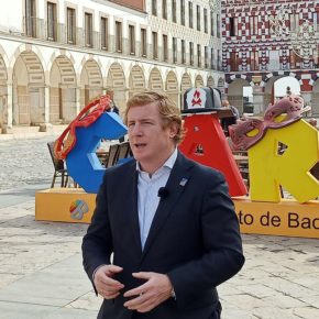 Gragera: «La Junta da 4.000 euros al Carnaval de Badajoz y 16.000 a la feria de la tortilla de Villanueva»